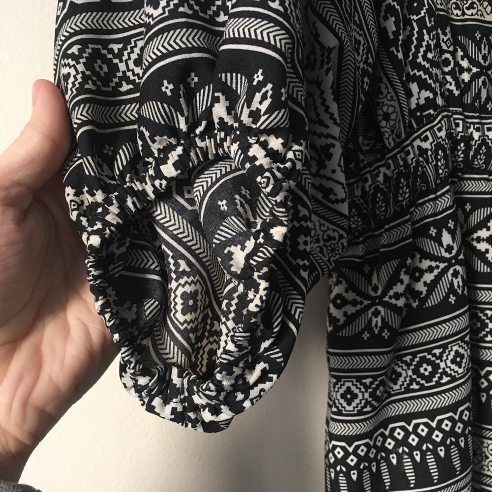 Balloon Sleeve Empire Waist Dress - Picture 3 of 8